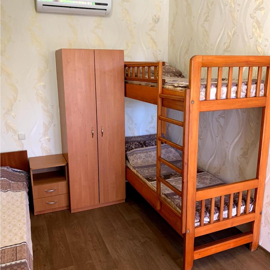 Guest House Santin Chornomorsk Exterior foto