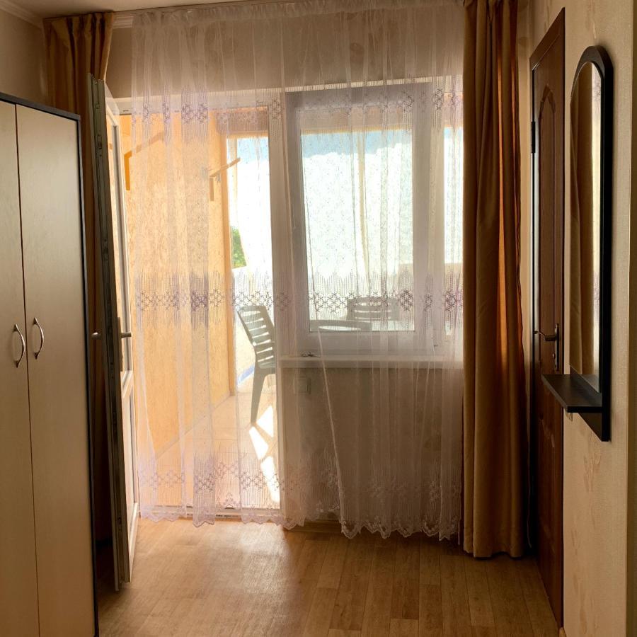 Guest House Santin Chornomorsk Exterior foto