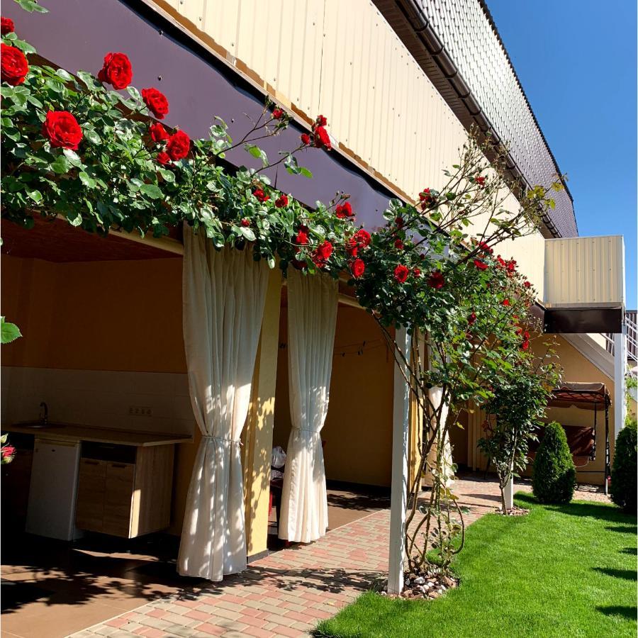 Guest House Santin Chornomorsk Exterior foto