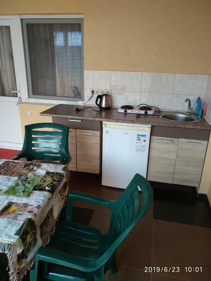 Guest House Santin Chornomorsk Exterior foto
